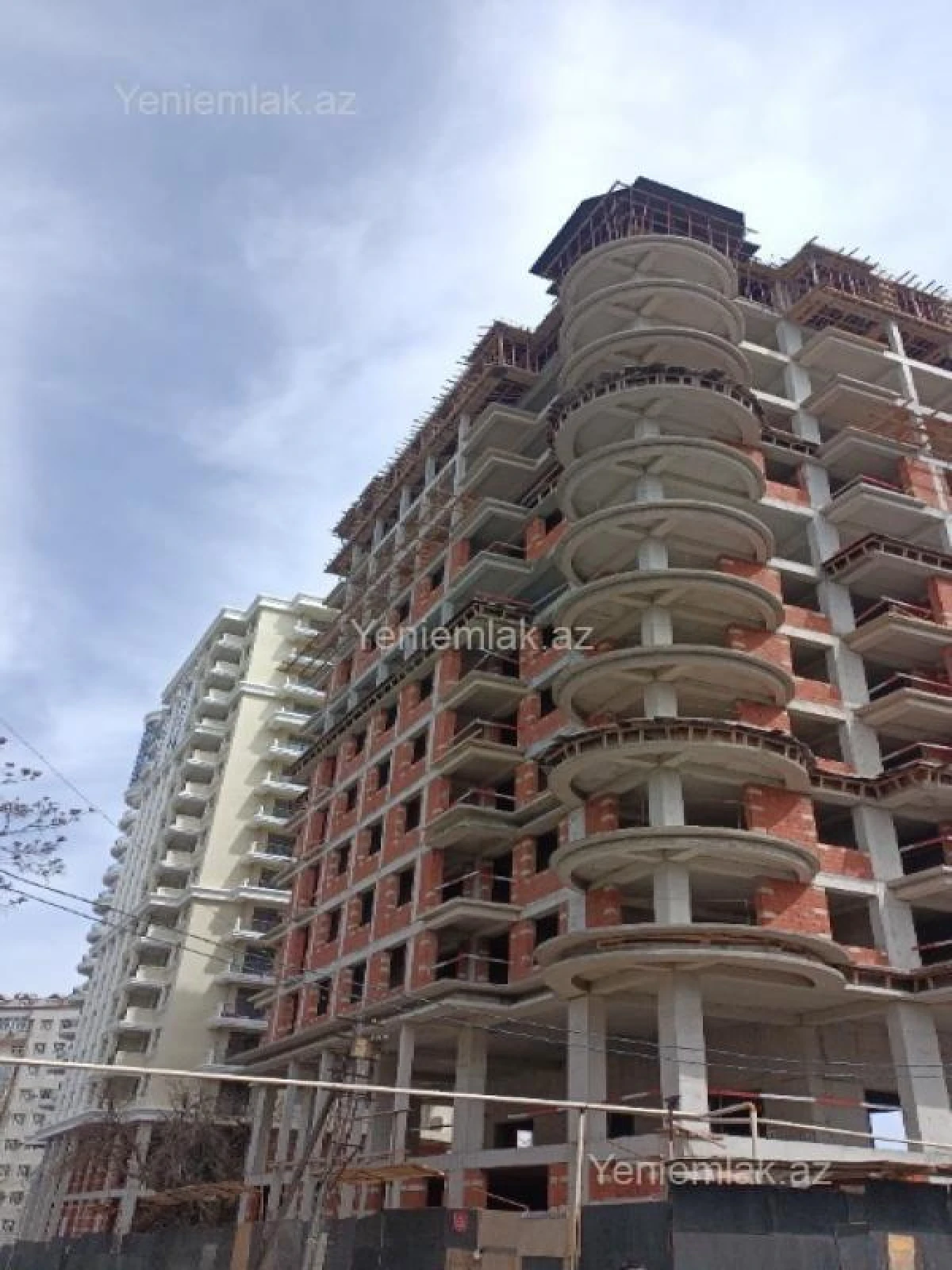 Satılır 4 otaqlı yeni tikili 190 m²