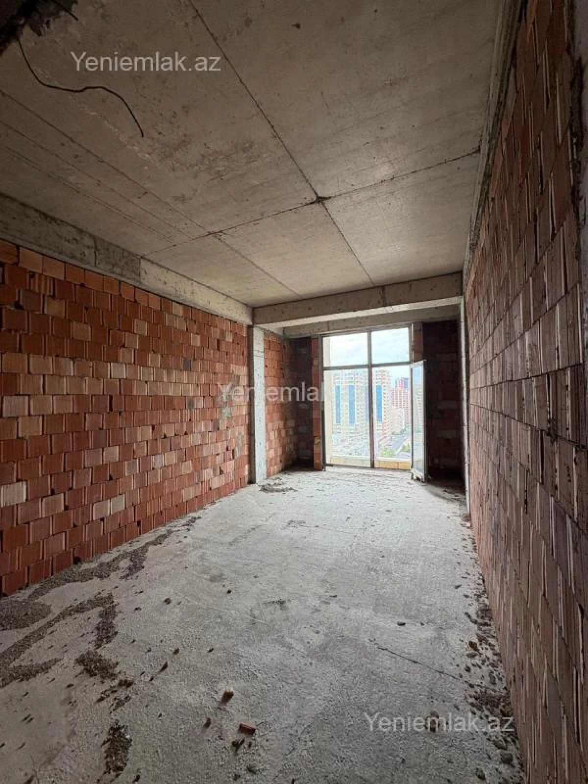 Satılır 4 otaqlı yeni tikili 190 m²