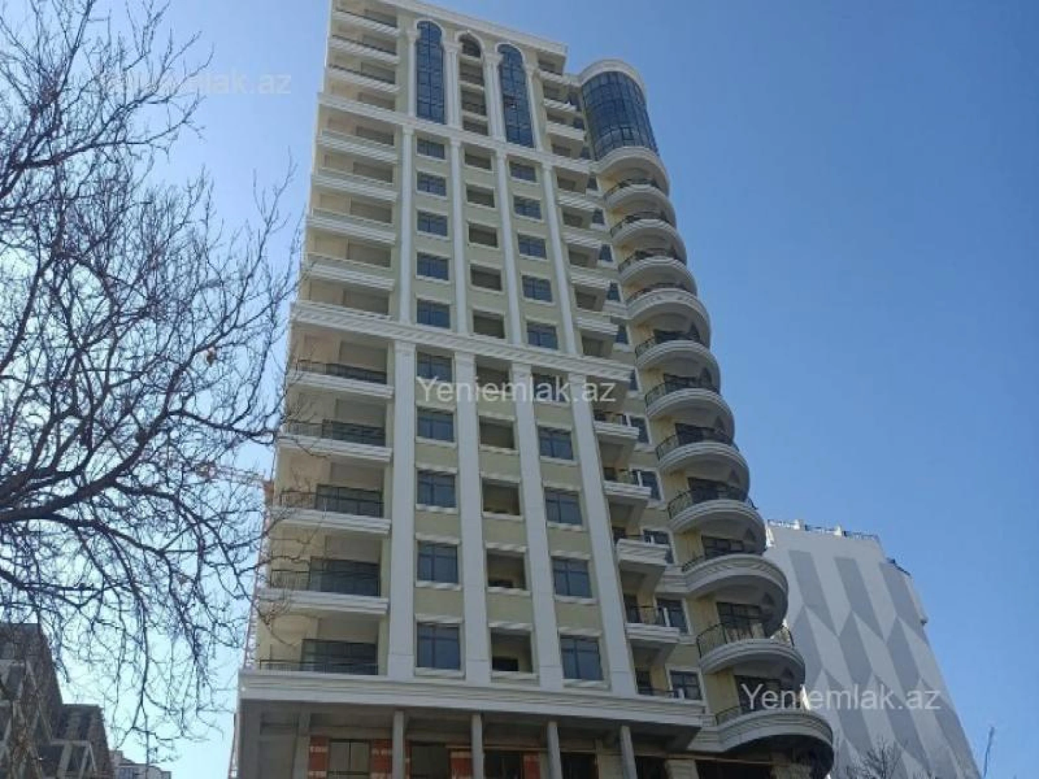 Satılır 4 otaqlı yeni tikili 190 m²