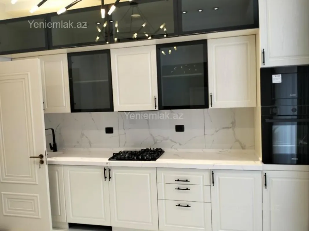 Satılır 3 otaqlı yeni tikili 131 m²