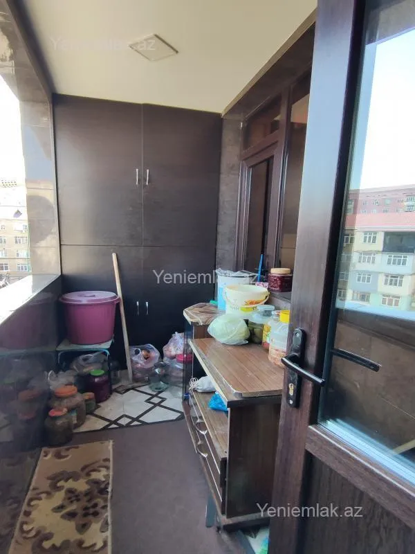 Satılır 2 otaqlı köhnə tikili 54 m²