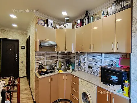 Satılır 2 otaqlı köhnə tikili 54 m²