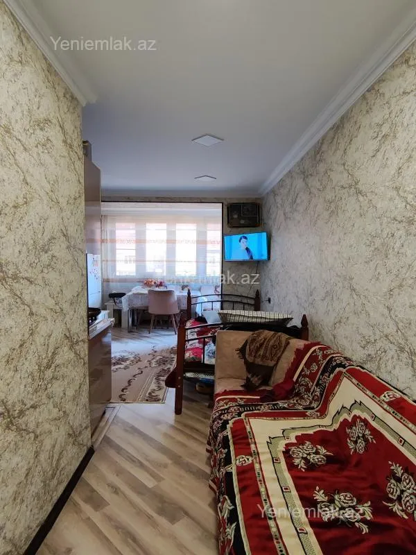 Satılır 2 otaqlı köhnə tikili 54 m²