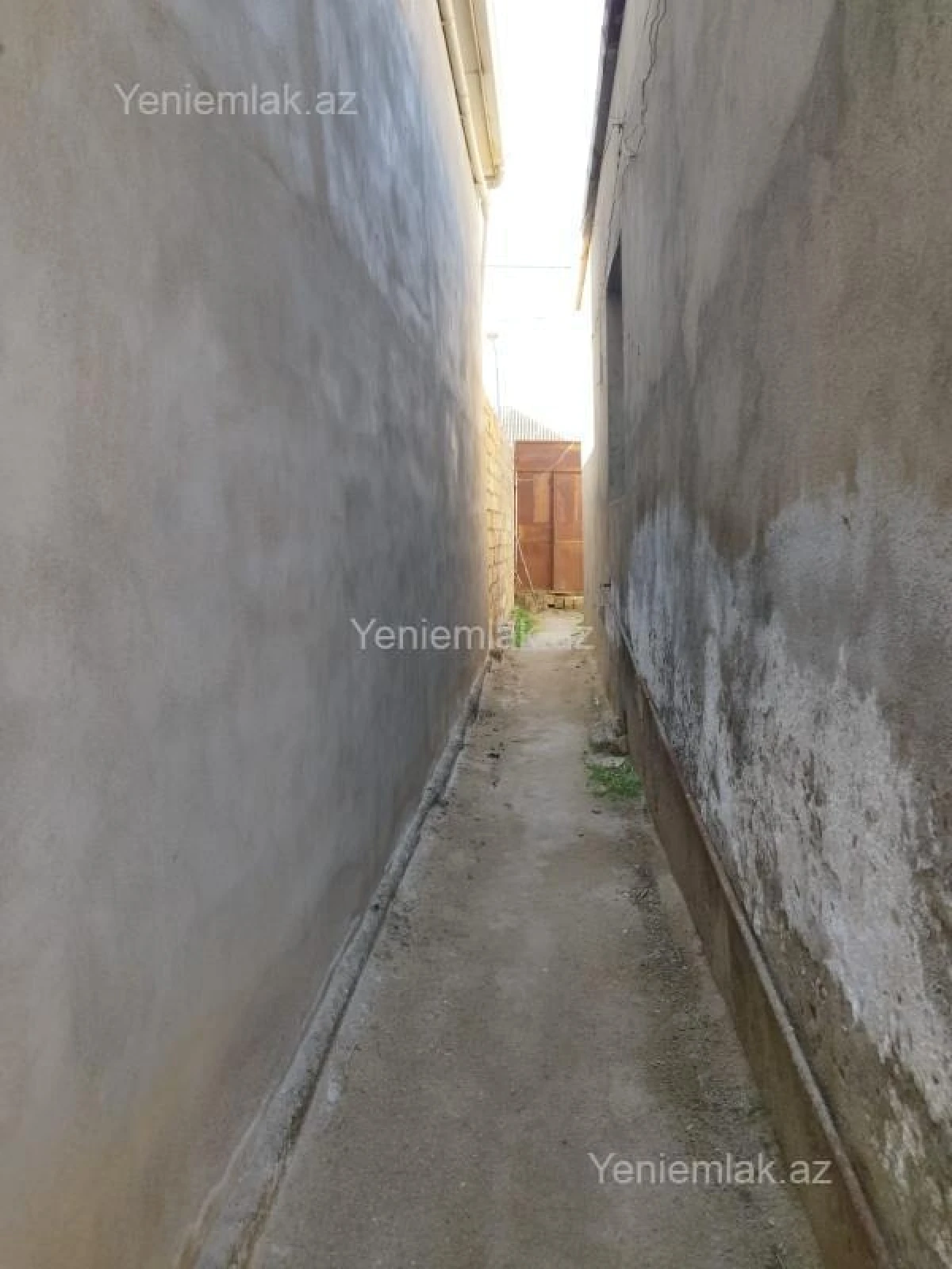 Satılır 3 otaqlı həyət evi 100 m²