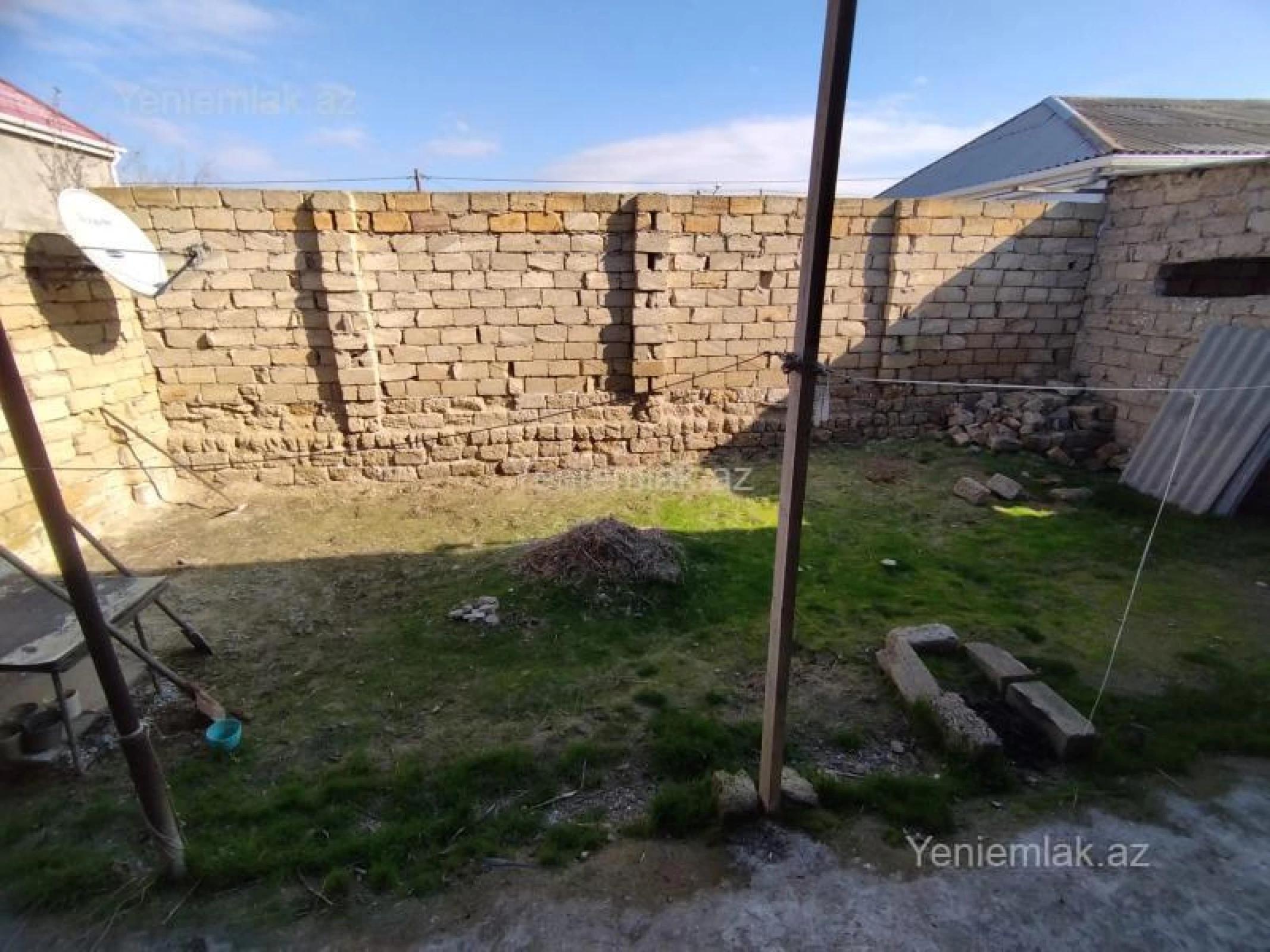 Satılır 3 otaqlı həyət evi 100 m²