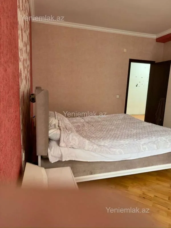 Satılır 3 otaqlı yeni tikili 140 m²
