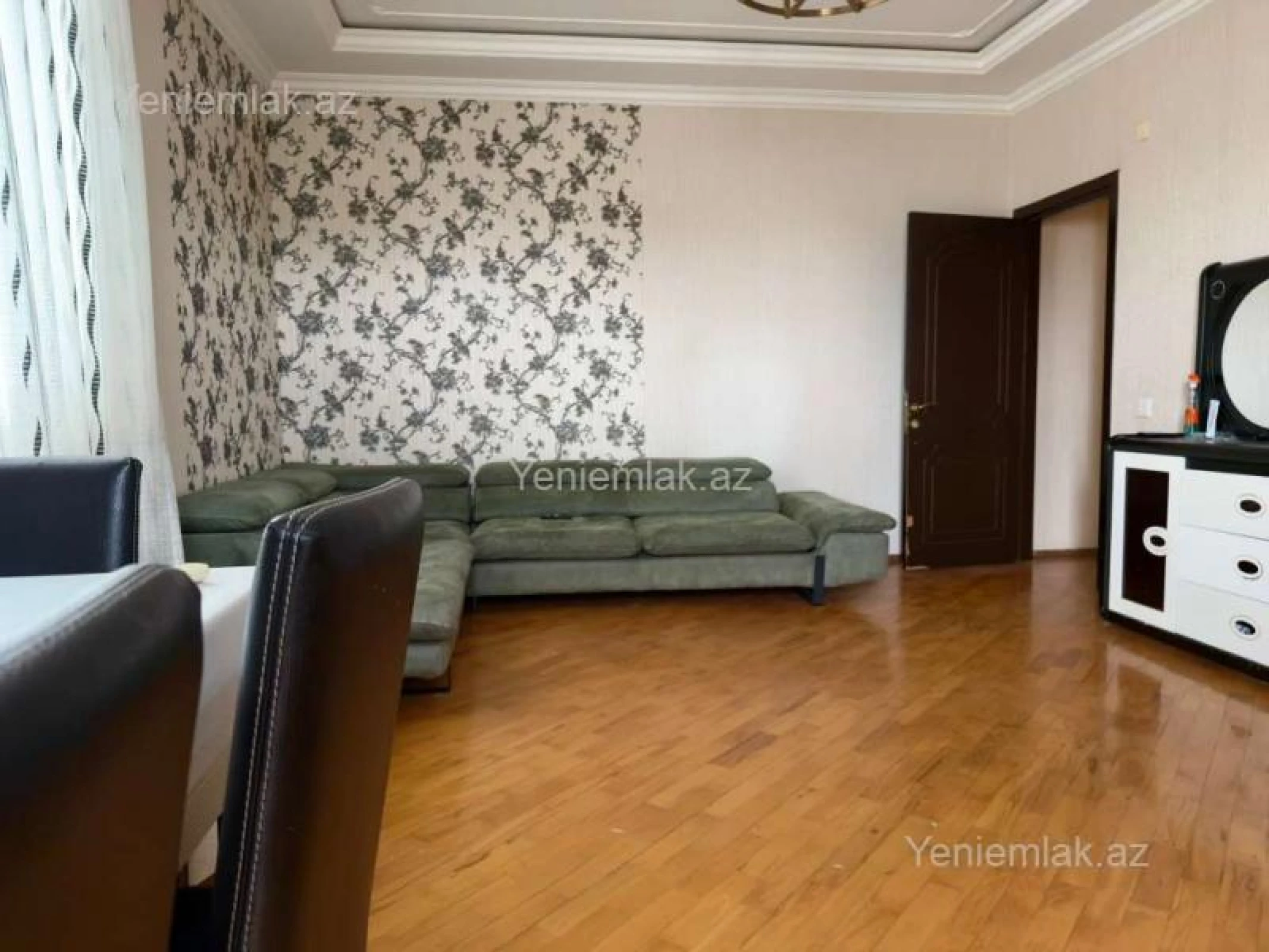 Satılır 3 otaqlı yeni tikili 140 m²