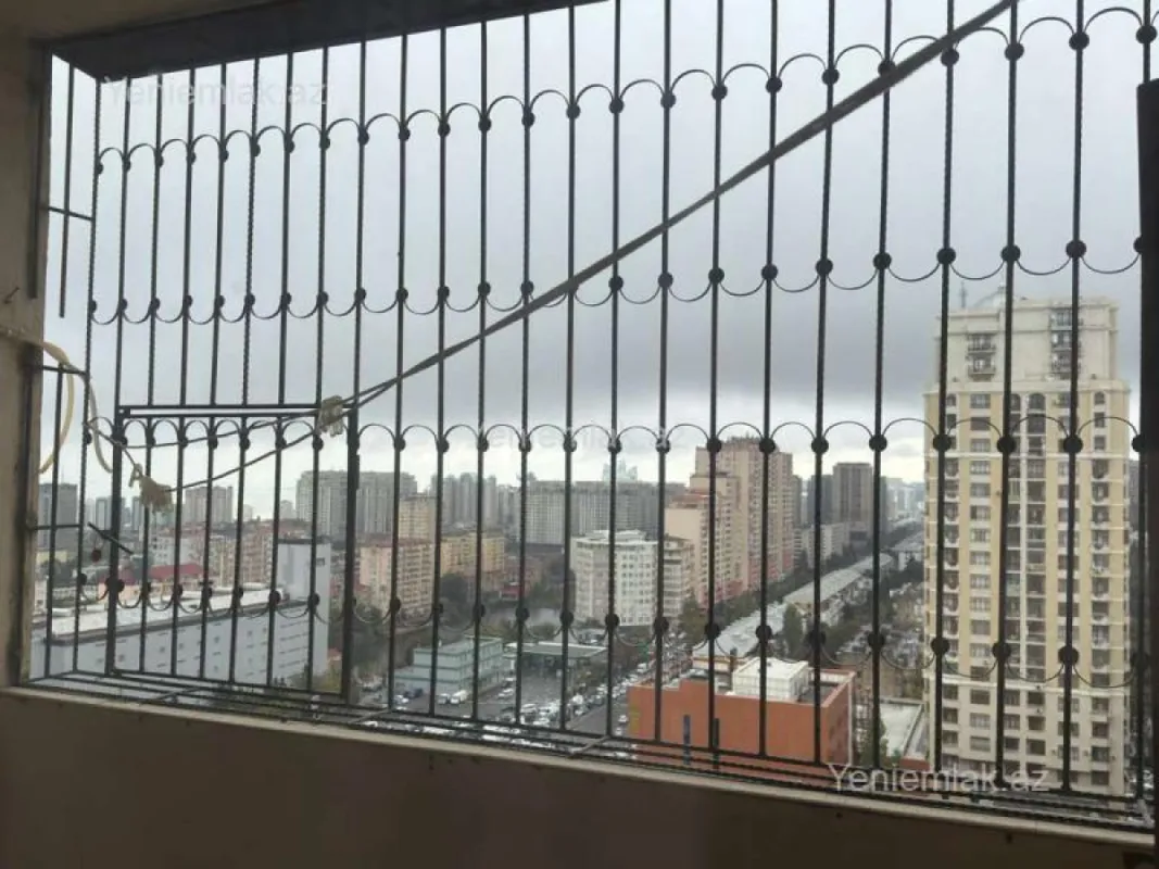 Satılır 3 otaqlı yeni tikili 140 m²