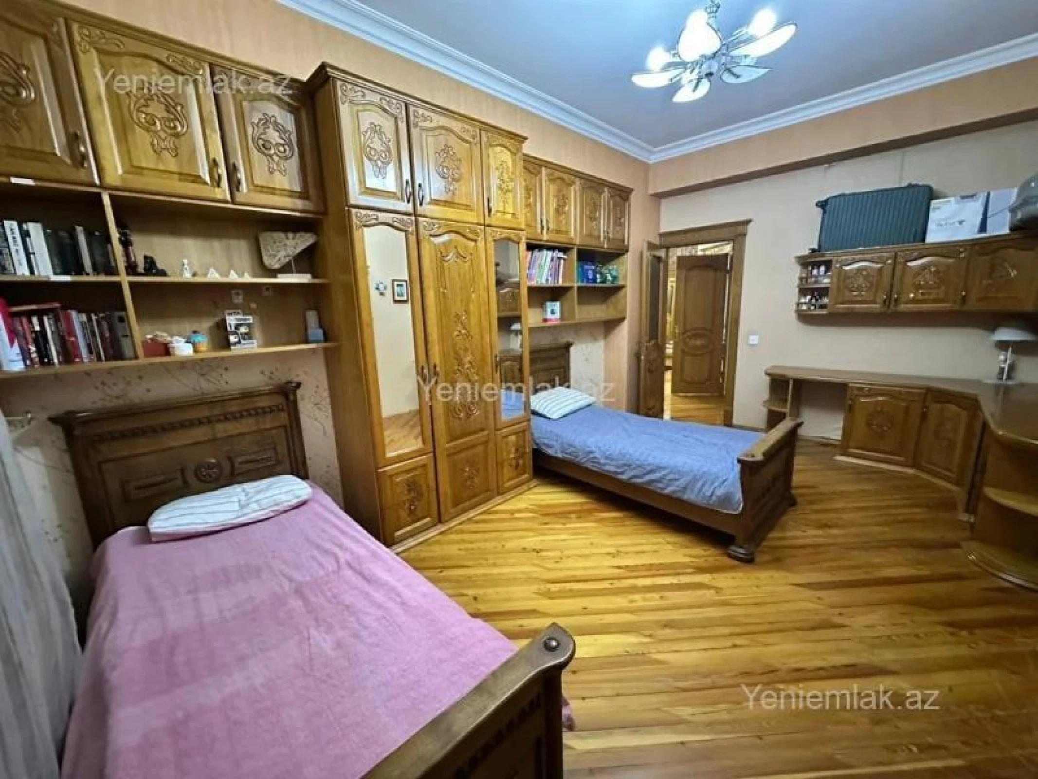 Satılır 3 otaqlı yeni tikili 158 m²