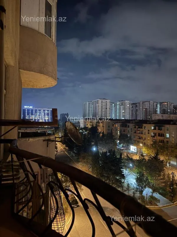 Satılır 2 otaqlı yeni tikili 75 m²