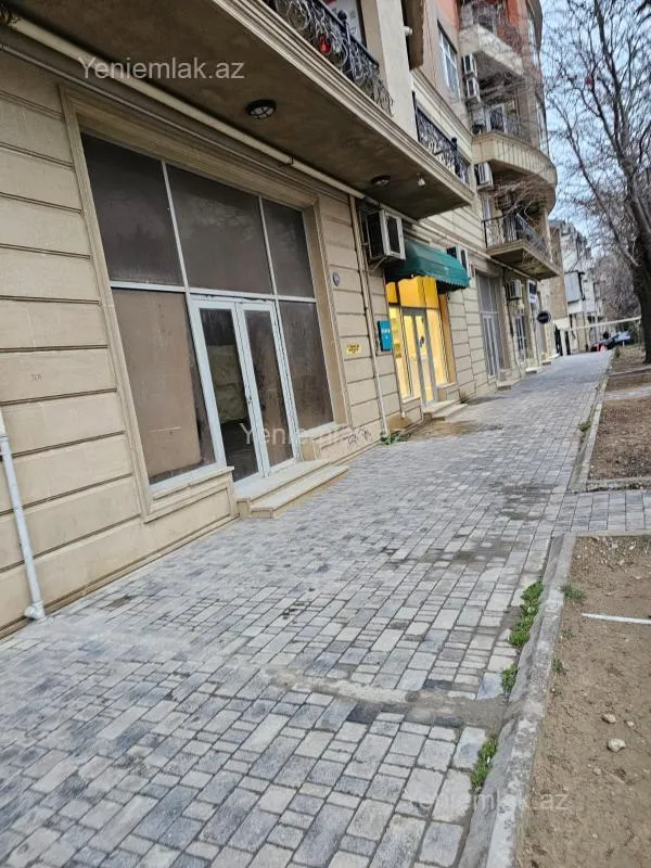 Satılır 1 otaqlı obyekt 202 m²