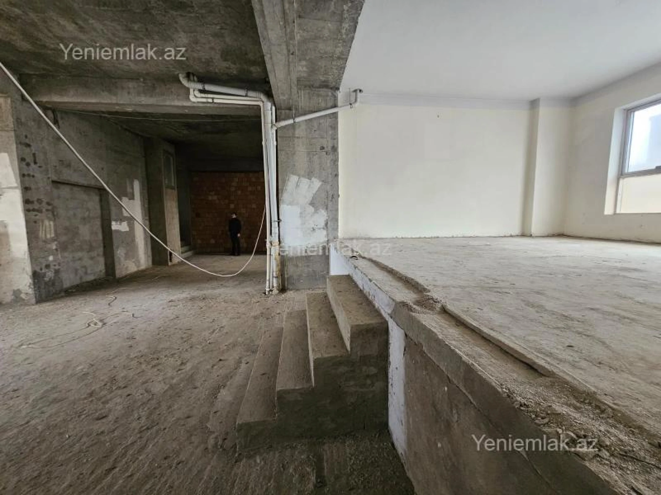 Satılır 1 otaqlı obyekt 202 m²