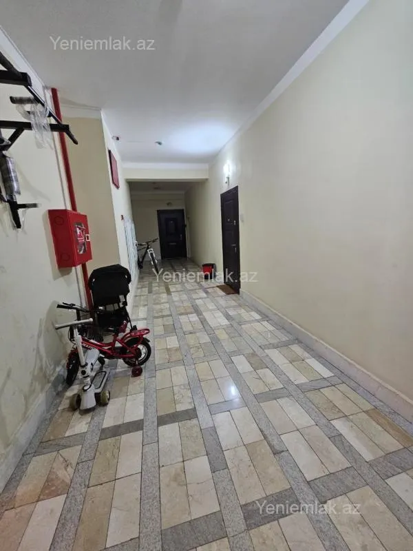 Satılır 4 otaqlı yeni tikili 185 m²