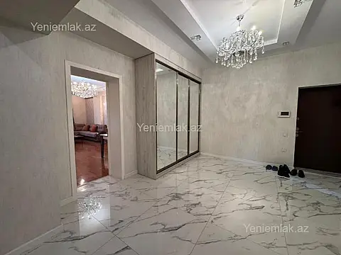 Satılır 4 otaqlı yeni tikili 185 m²