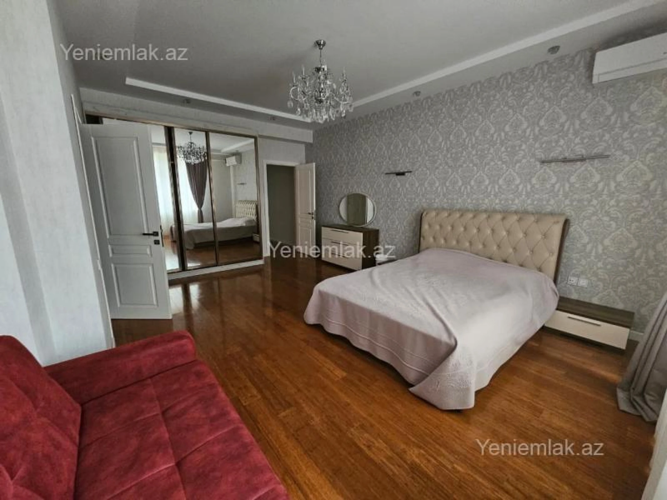 Satılır 4 otaqlı yeni tikili 185 m²