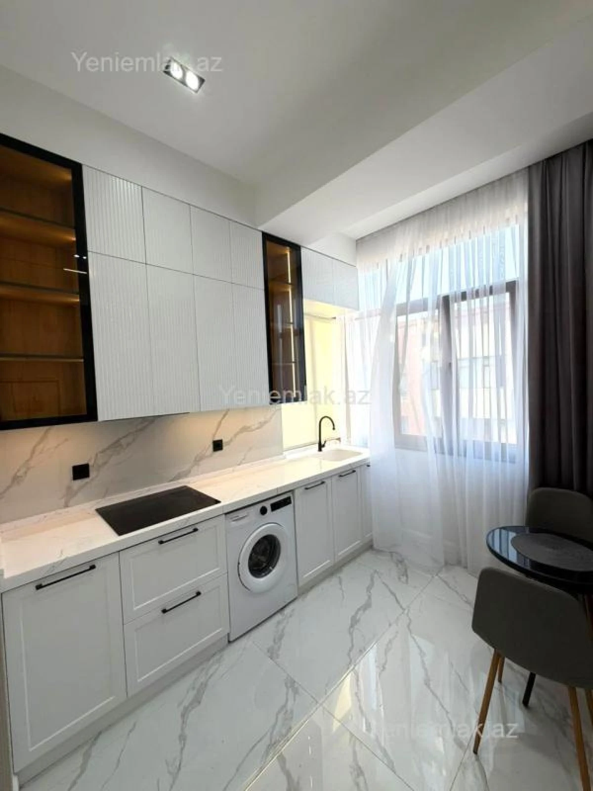 Satılır 3 otaqlı yeni tikili 82 m²