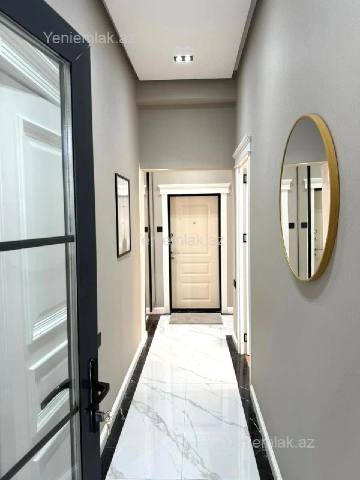 Satılır 3 otaqlı yeni tikili 82 m²