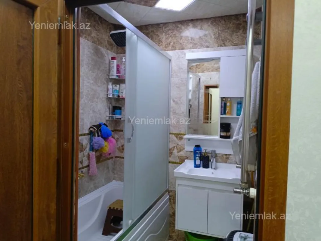 Satılır 3 otaqlı köhnə tikili 65 m²