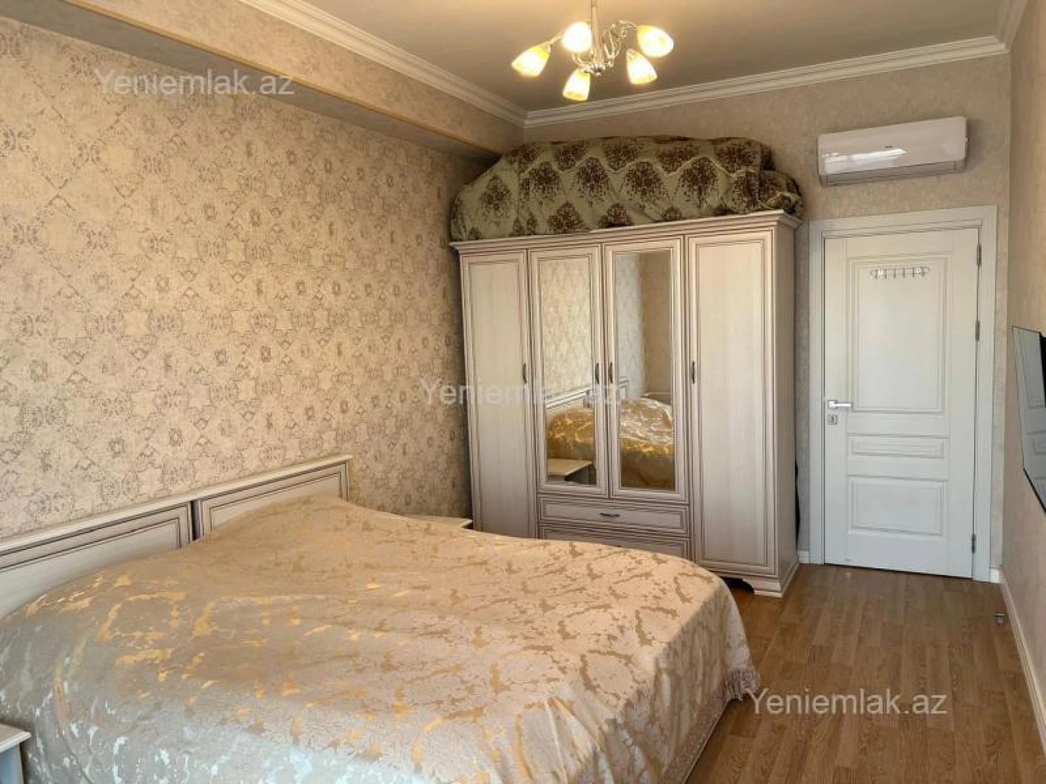 Satılır 3 otaqlı yeni tikili 110 m²