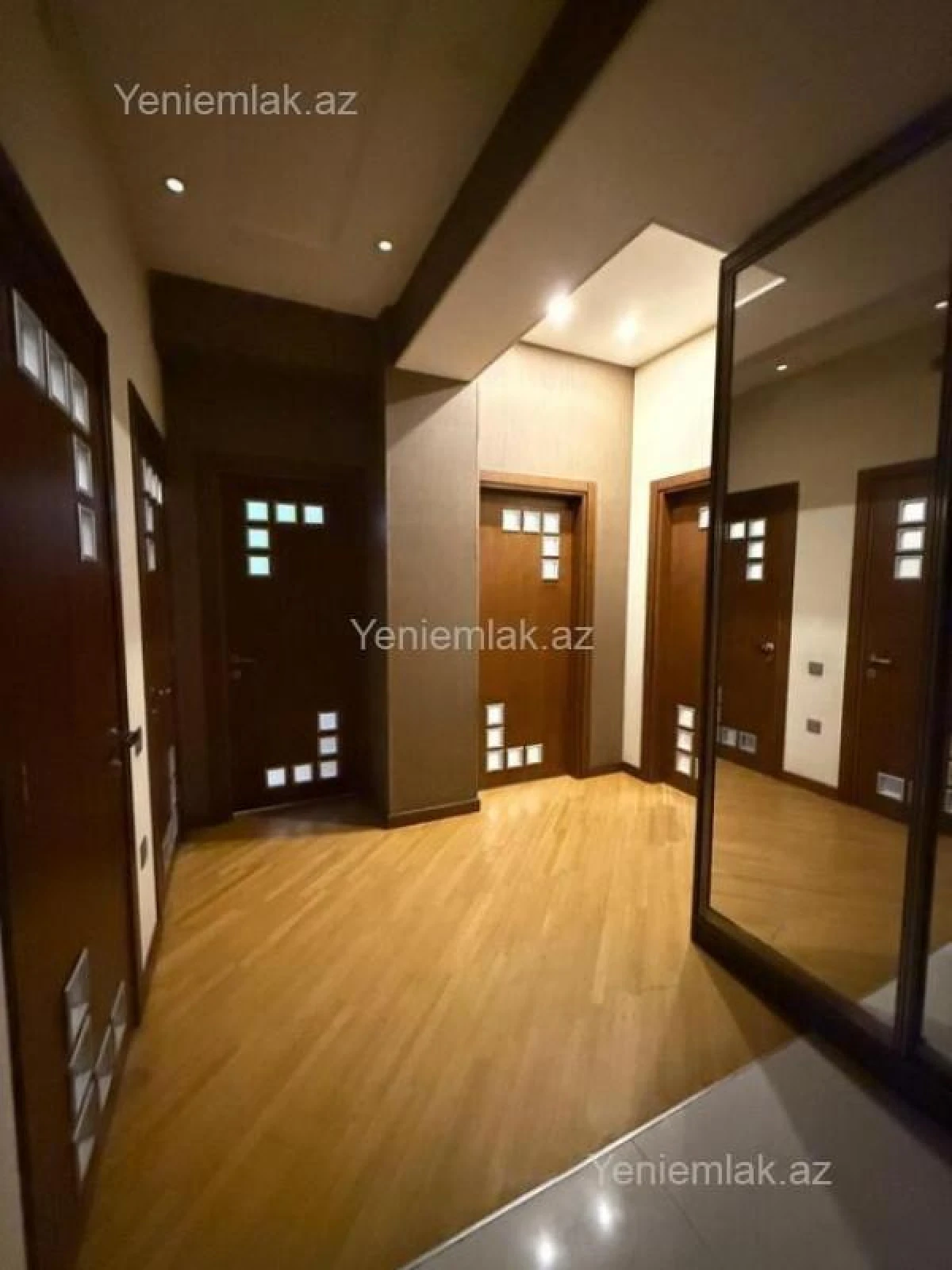 Satılır 3 otaqlı yeni tikili 102 m²