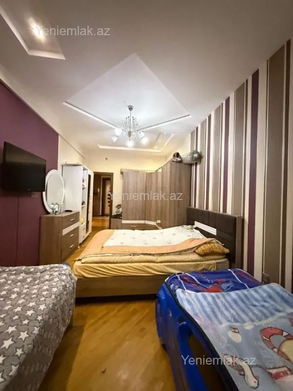 Satılır 3 otaqlı yeni tikili 102 m²