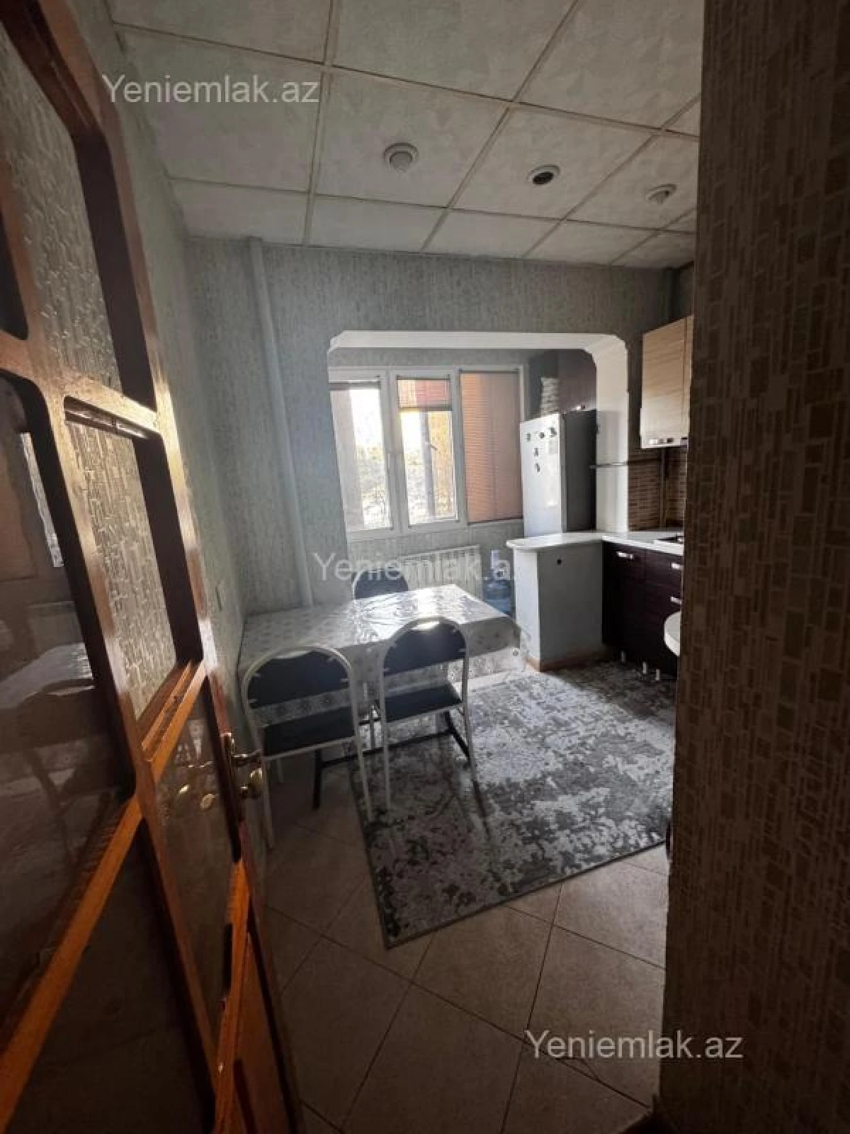 Satılır 2 otaqlı köhnə tikili 60 m²