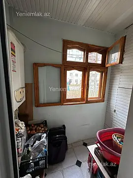Satılır 3 otaqlı köhnə tikili 72 m²