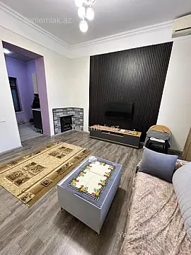 Satılır 2 otaqlı köhnə tikili 50 m²