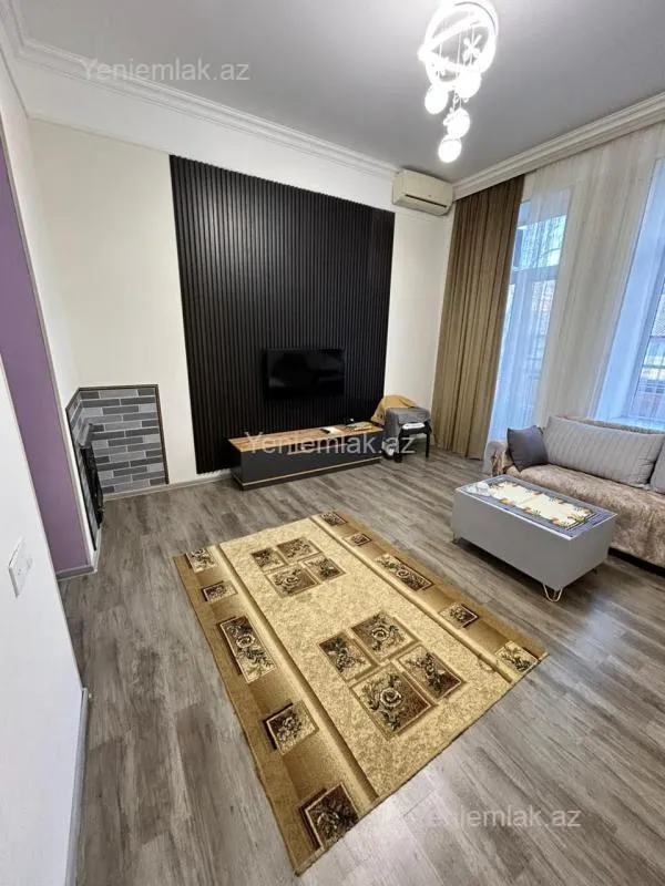 Satılır 2 otaqlı köhnə tikili 50 m²