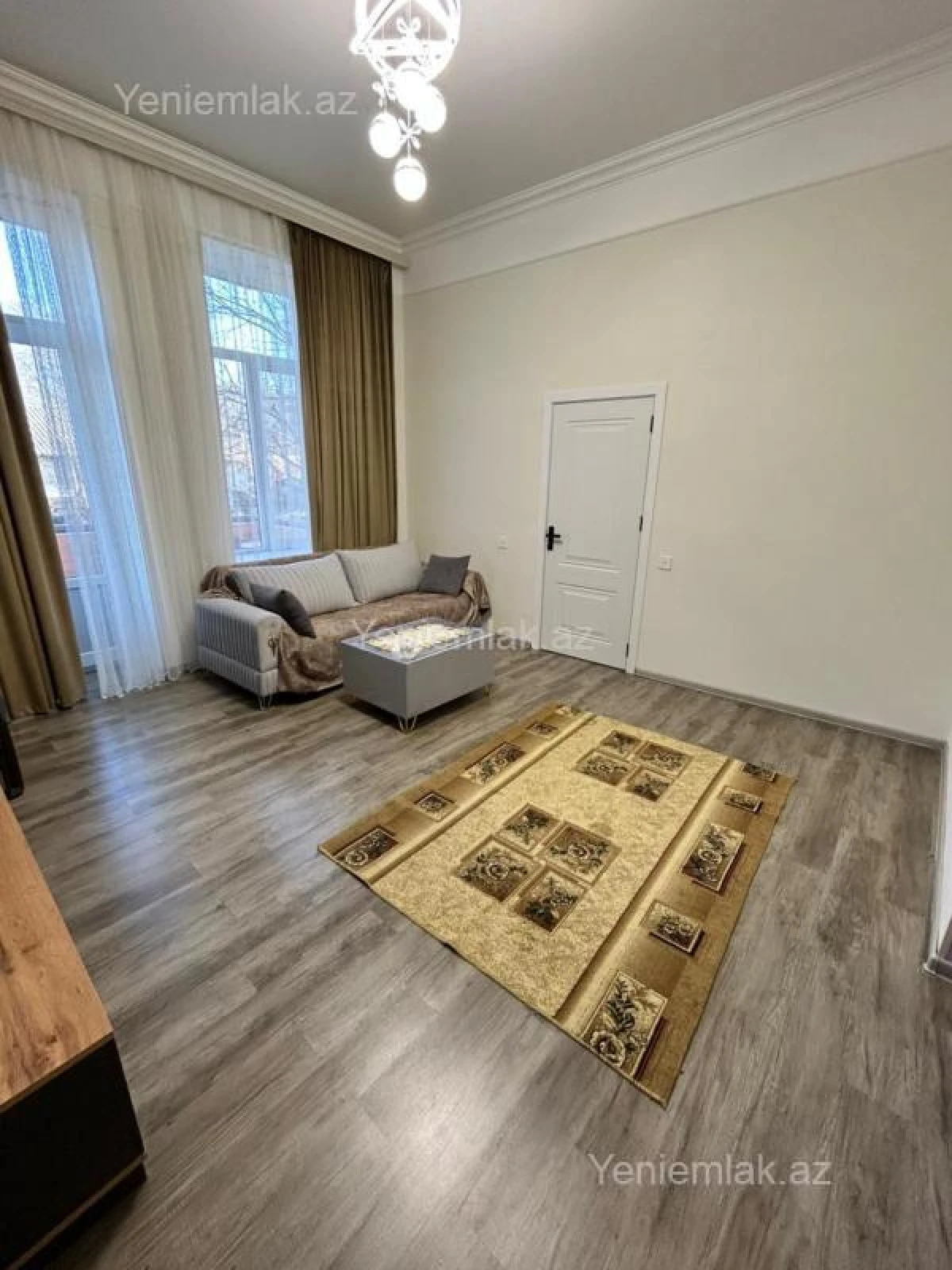 Satılır 2 otaqlı köhnə tikili 50 m²
