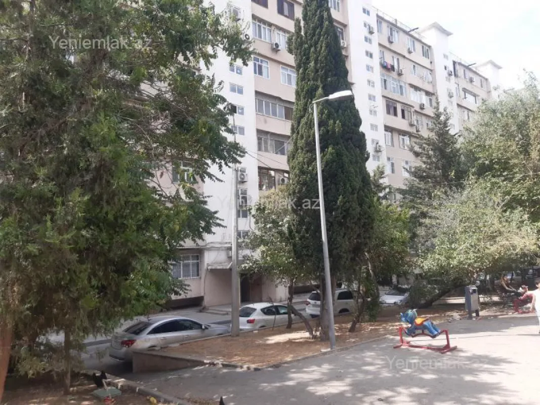 Satılır 3 otaqlı köhnə tikili 85 m²