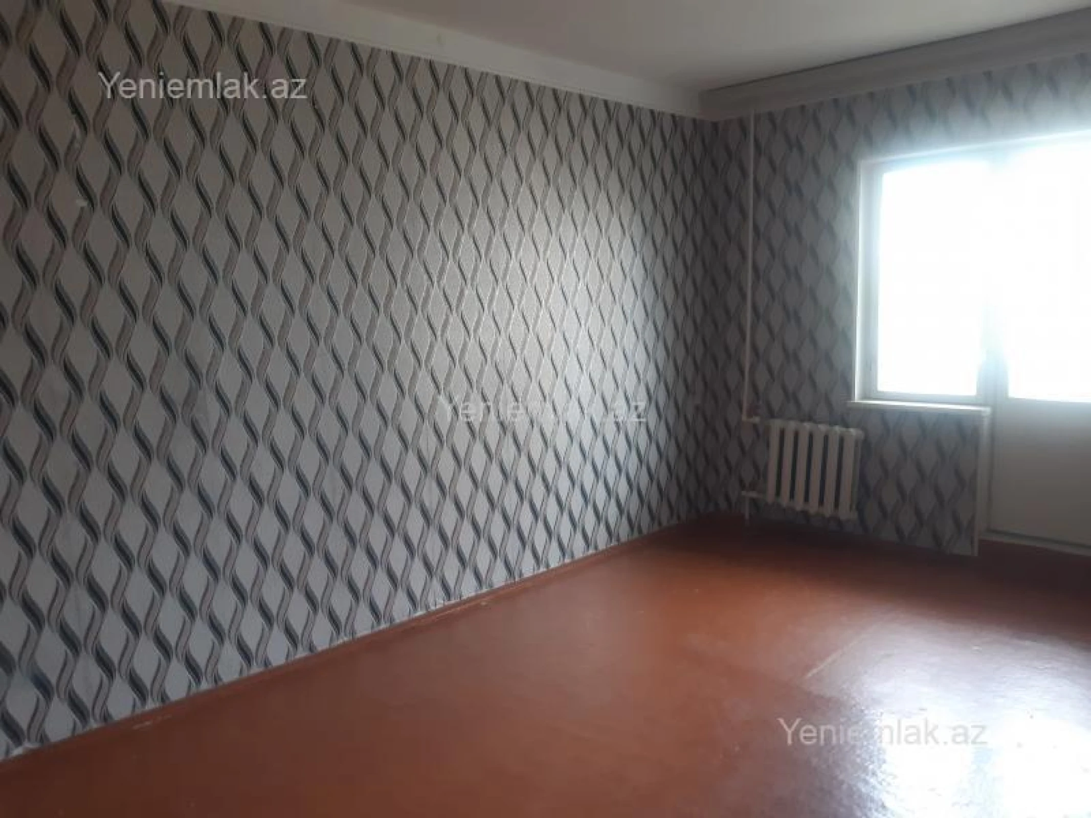 Satılır 3 otaqlı köhnə tikili 85 m²