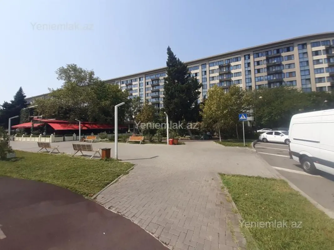 Satılır 3 otaqlı köhnə tikili 85 m²