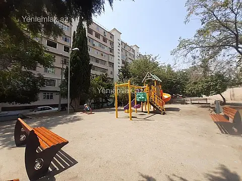 Satılır 3 otaqlı köhnə tikili 85 m²