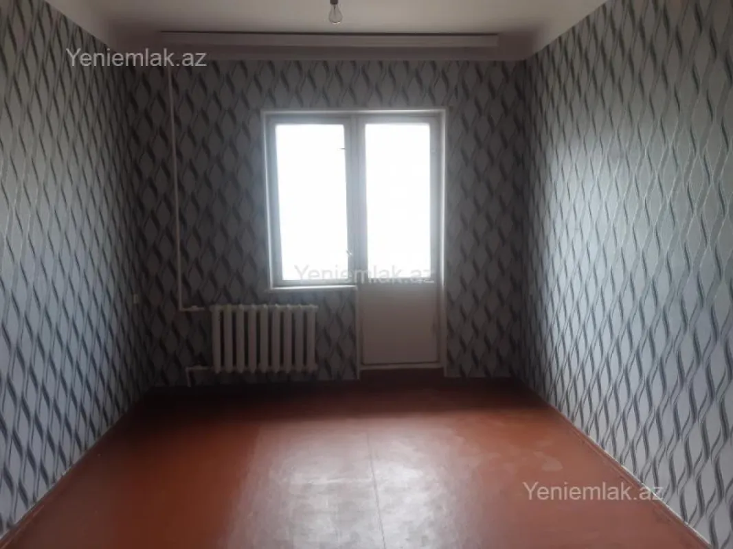 Satılır 3 otaqlı köhnə tikili 85 m²