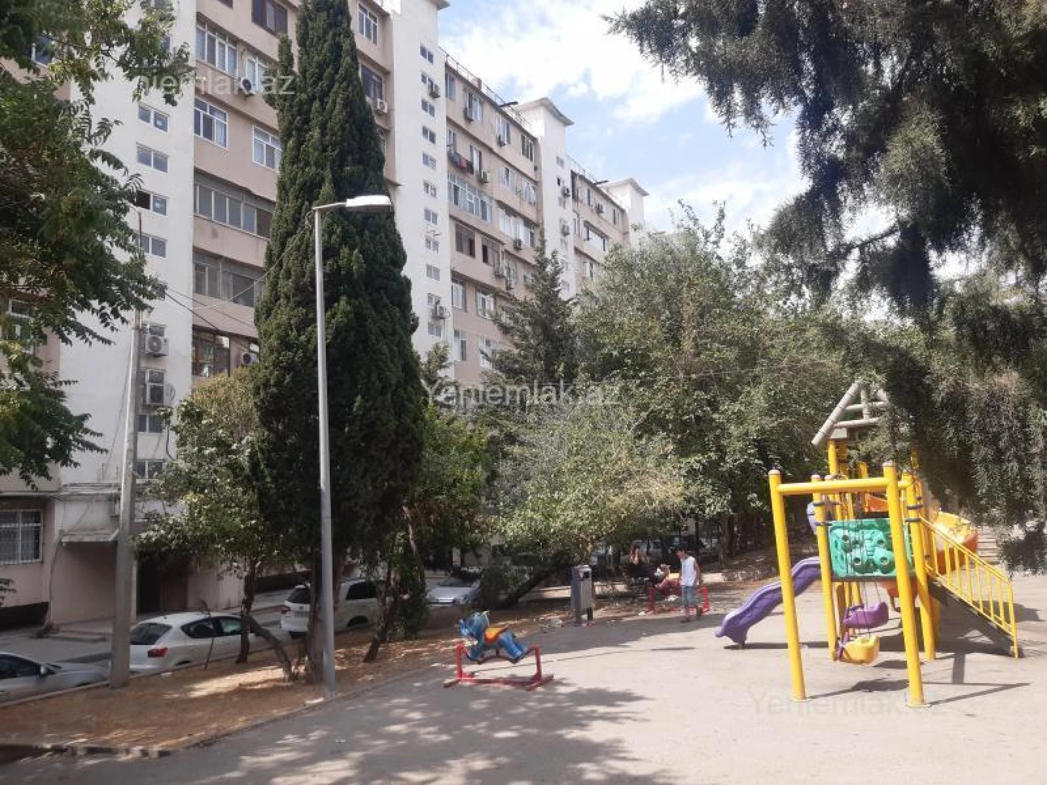 Satılır 3 otaqlı köhnə tikili 85 m²