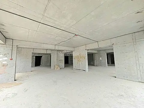 Satılır 1 otaqlı obyekt 500 m²