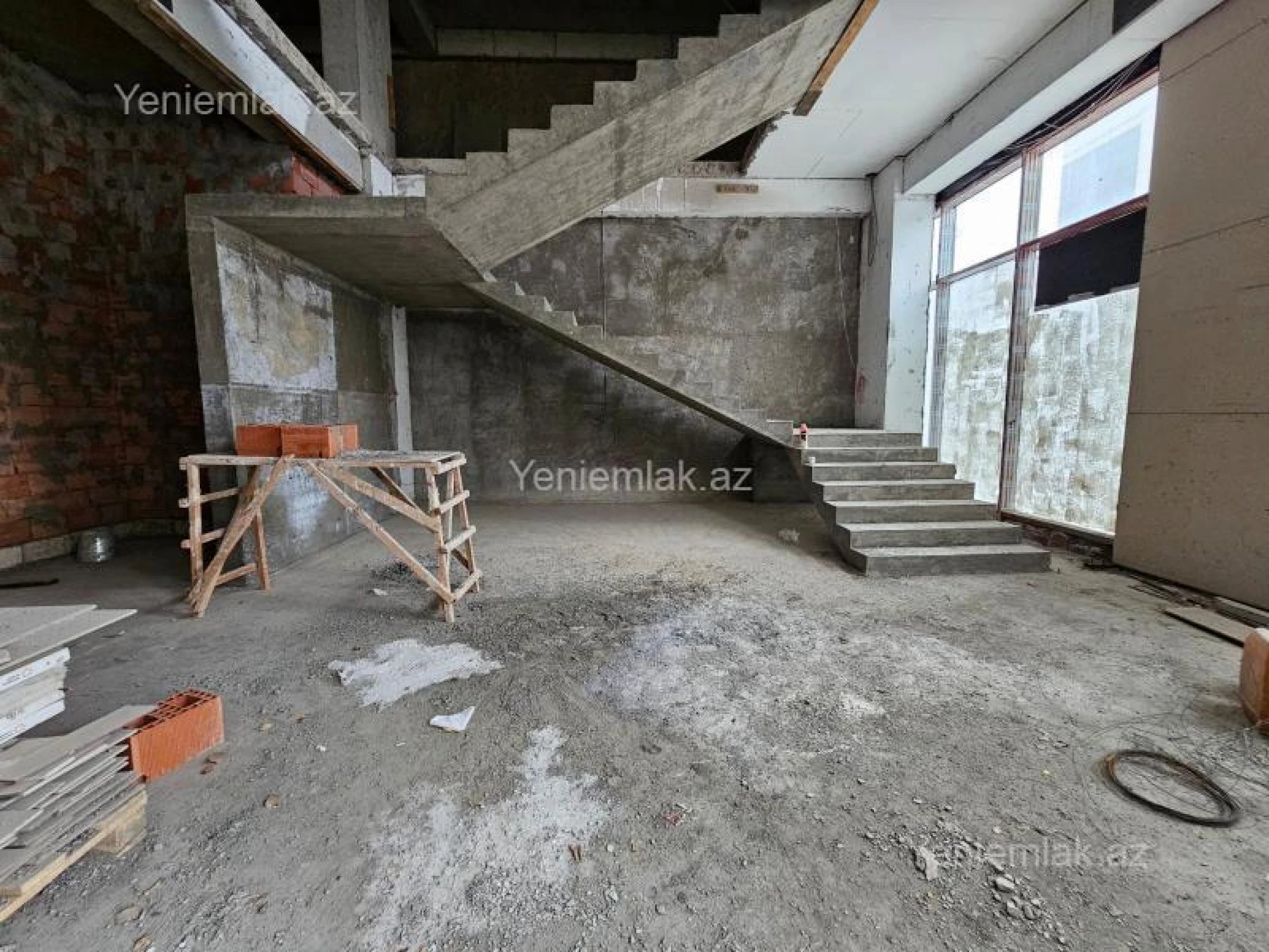 Satılır 1 otaqlı obyekt 500 m²