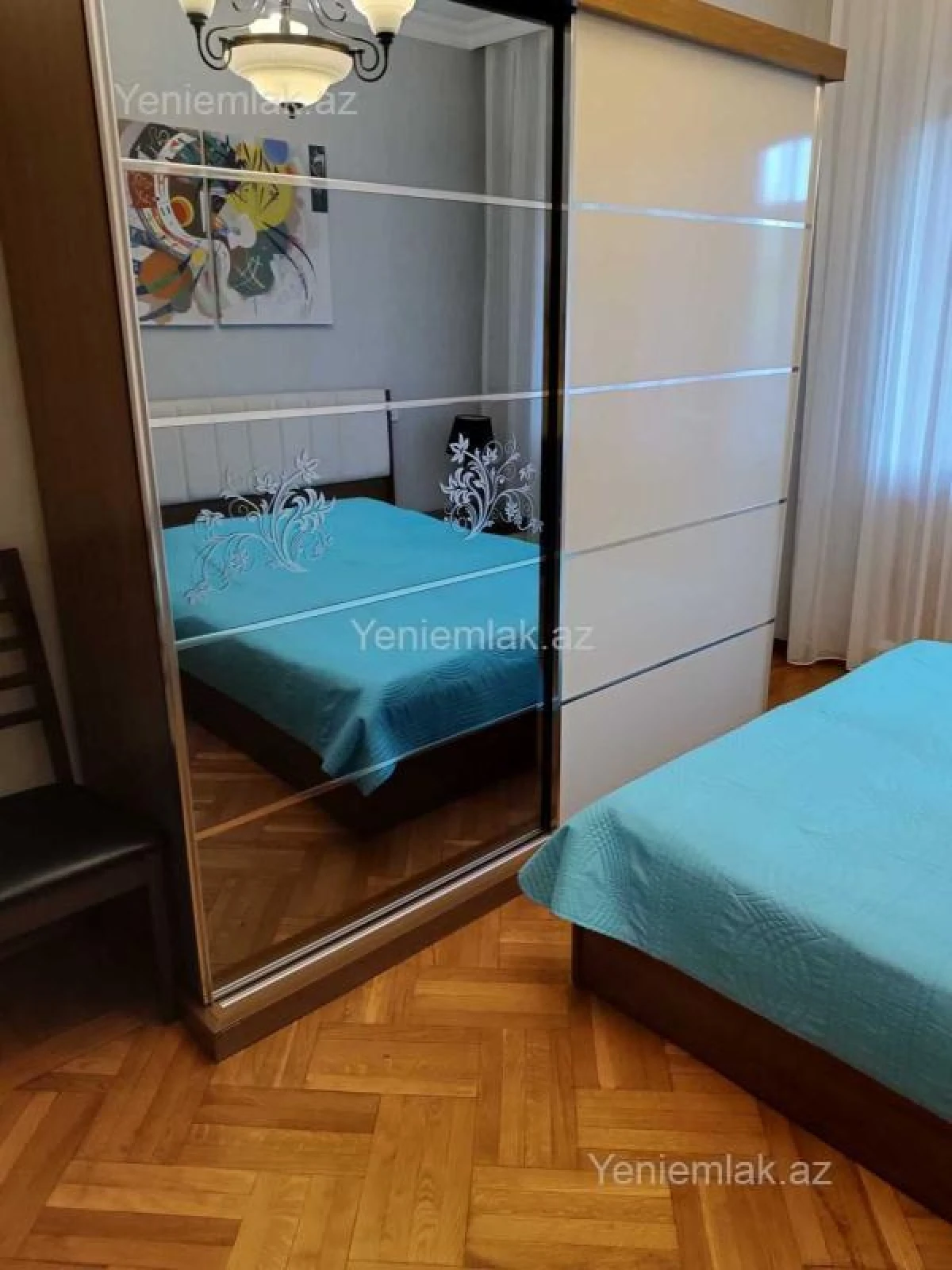 Satılır 2 otaqlı köhnə tikili 65 m²