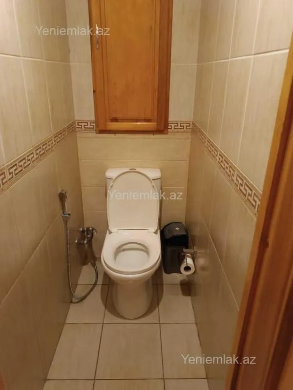 Satılır 2 otaqlı köhnə tikili 65 m²