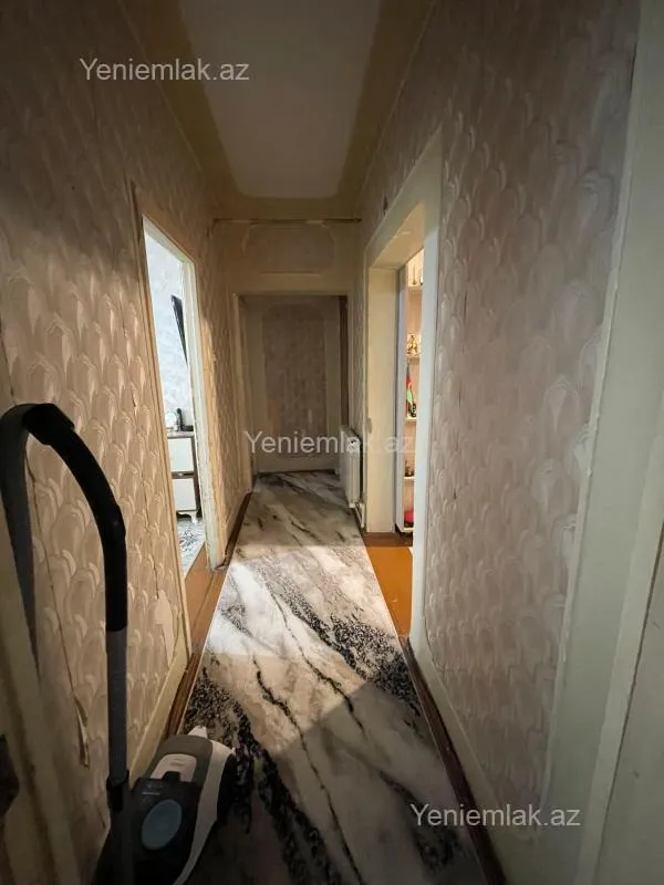 Satılır 3 otaqlı köhnə tikili 70 m²