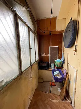 Satılır 3 otaqlı köhnə tikili 70 m²