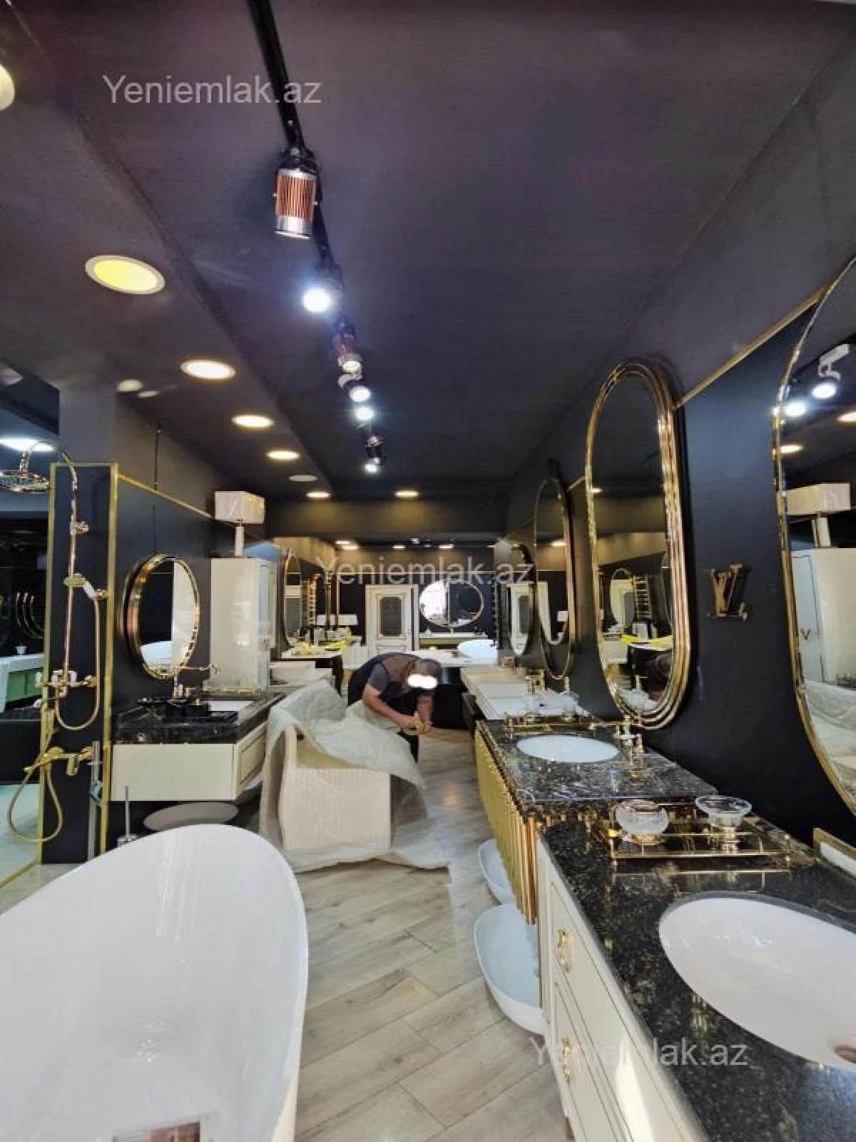 Satılır 1 otaqlı obyekt 80 m²