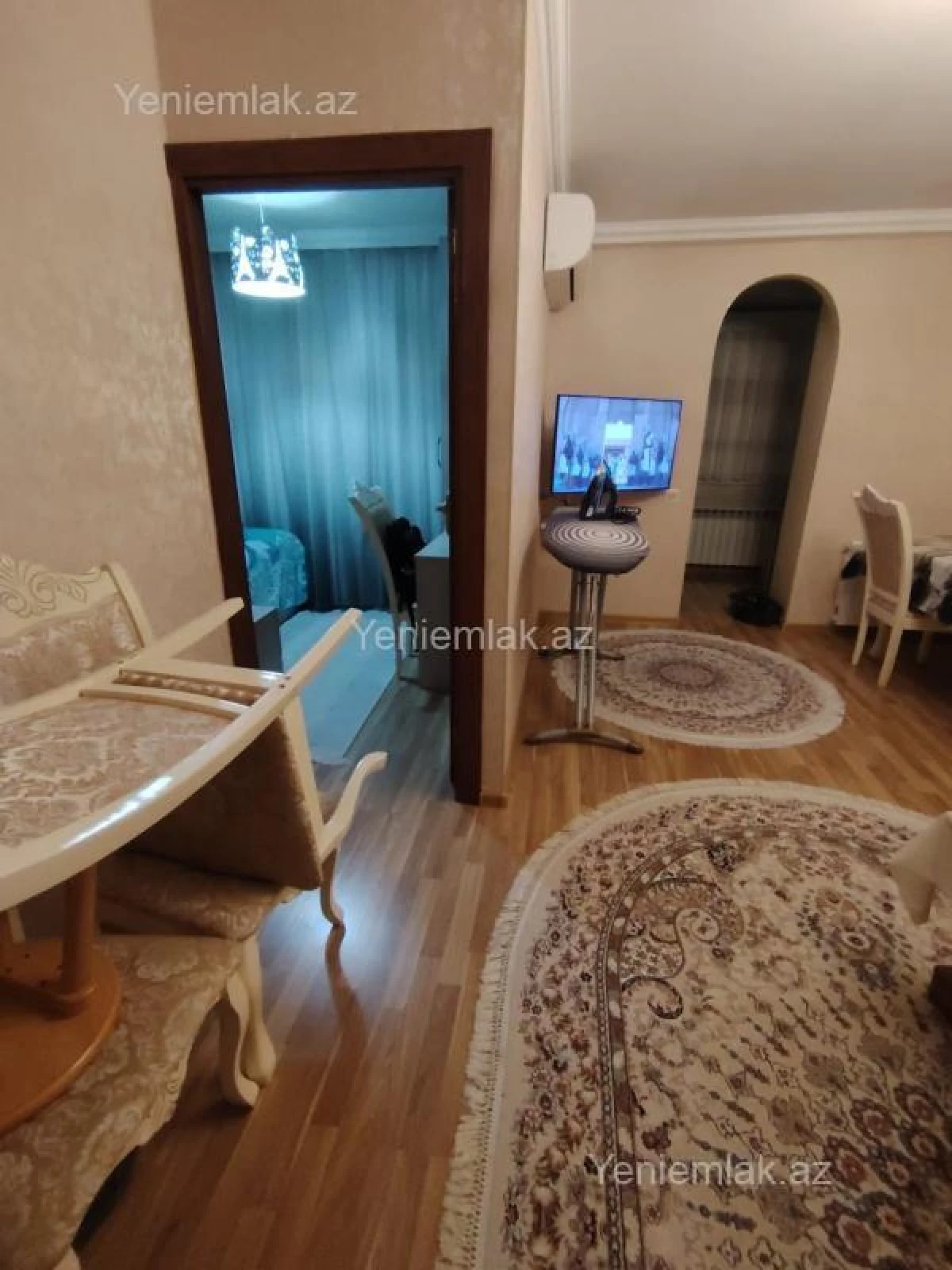 Satılır 2 otaqlı köhnə tikili 52 m²