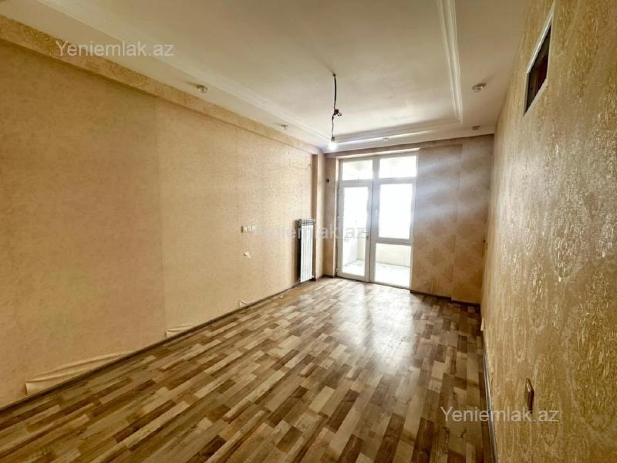 Satılır 3 otaqlı yeni tikili 74 m²