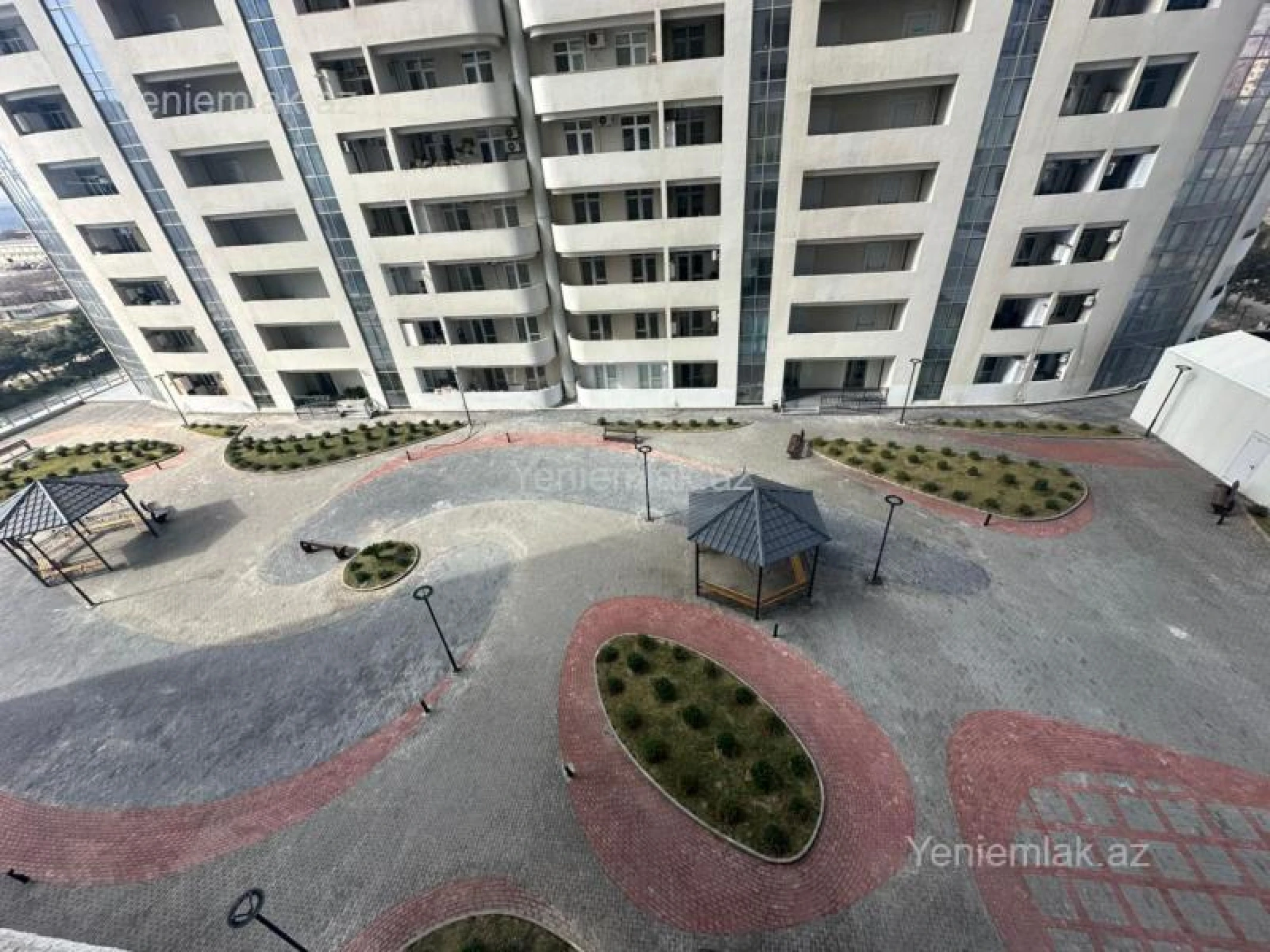 Satılır 3 otaqlı yeni tikili 74 m²