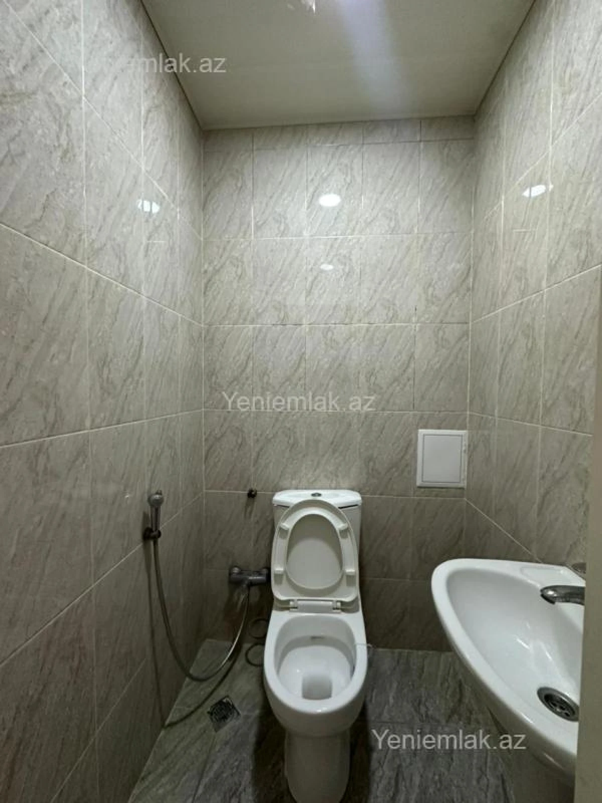 Satılır 3 otaqlı yeni tikili 85 m²