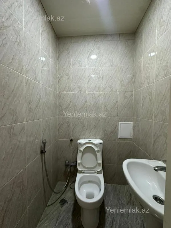 Satılır 3 otaqlı yeni tikili 85 m²