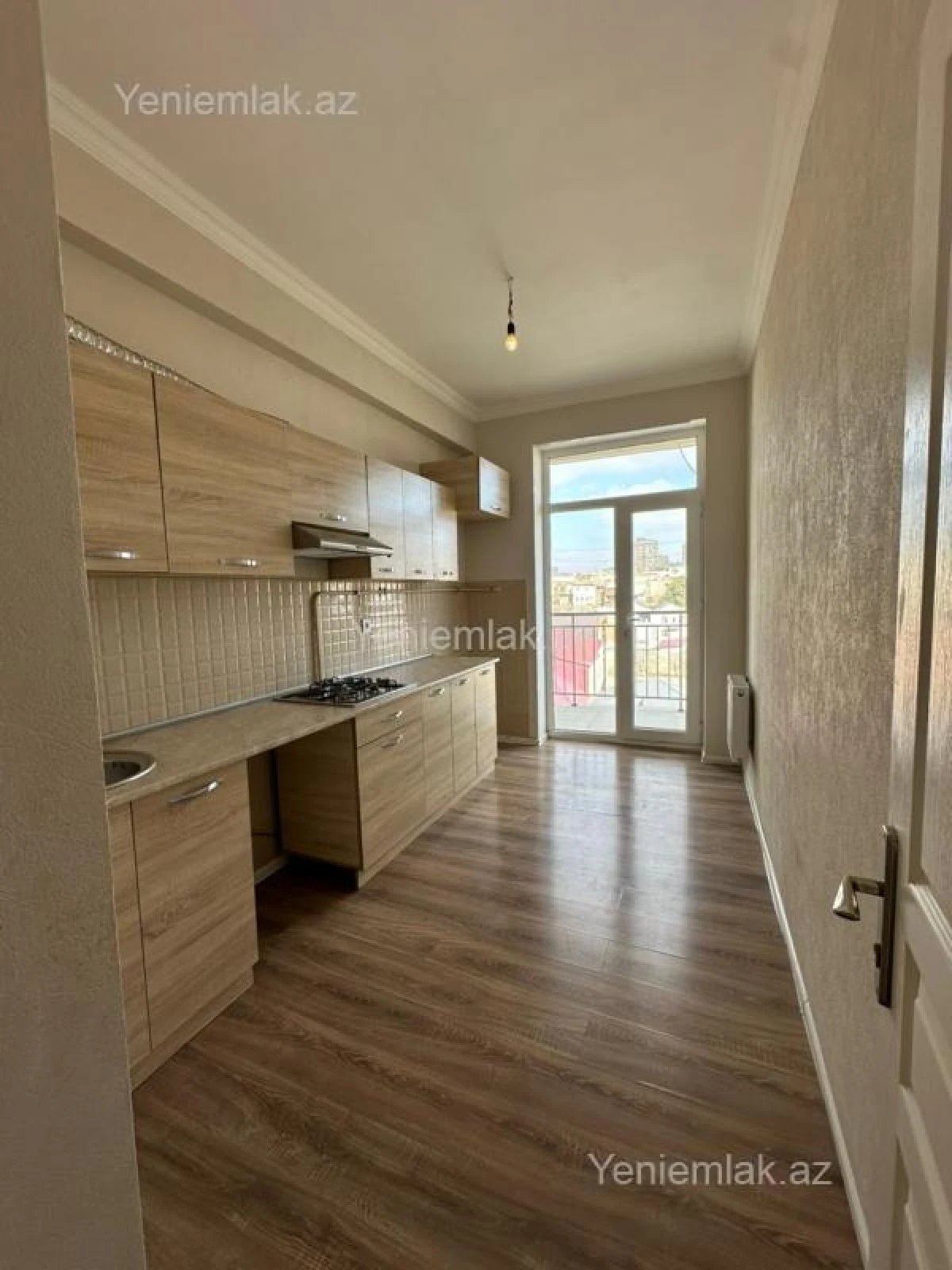 Satılır 3 otaqlı yeni tikili 85 m²