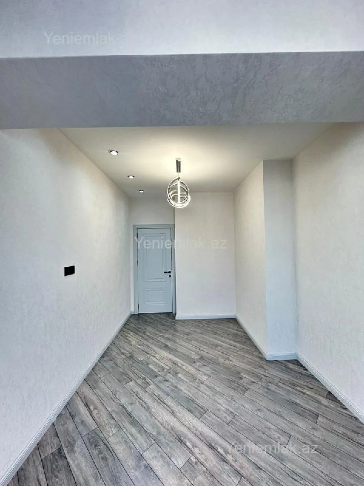 Satılır 3 otaqlı yeni tikili 80 m²